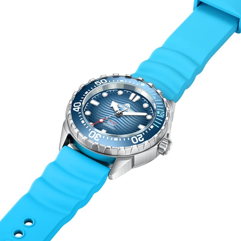 NORTH EDGE TRITON Solar-Powered Dive Watch